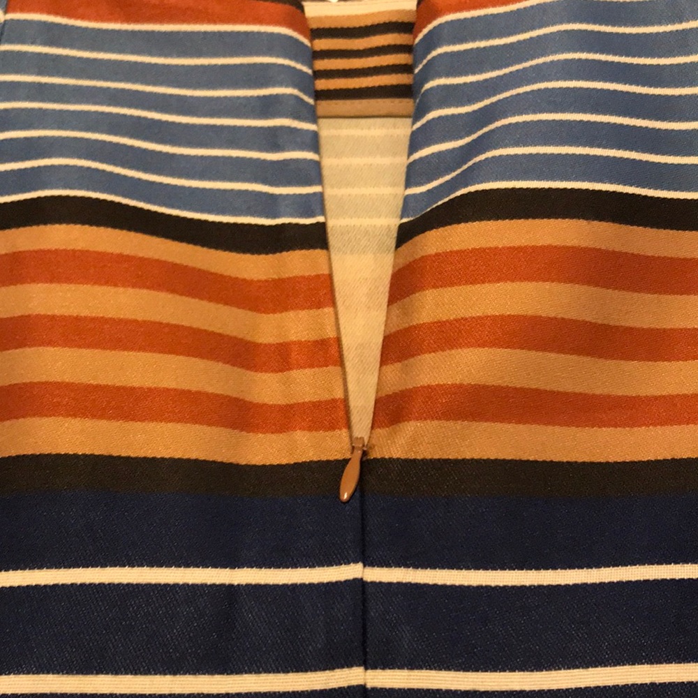 J.McLaughlin  Indigo Montecito Pencil Skirt 8️⃣ - Picture 6 of 6